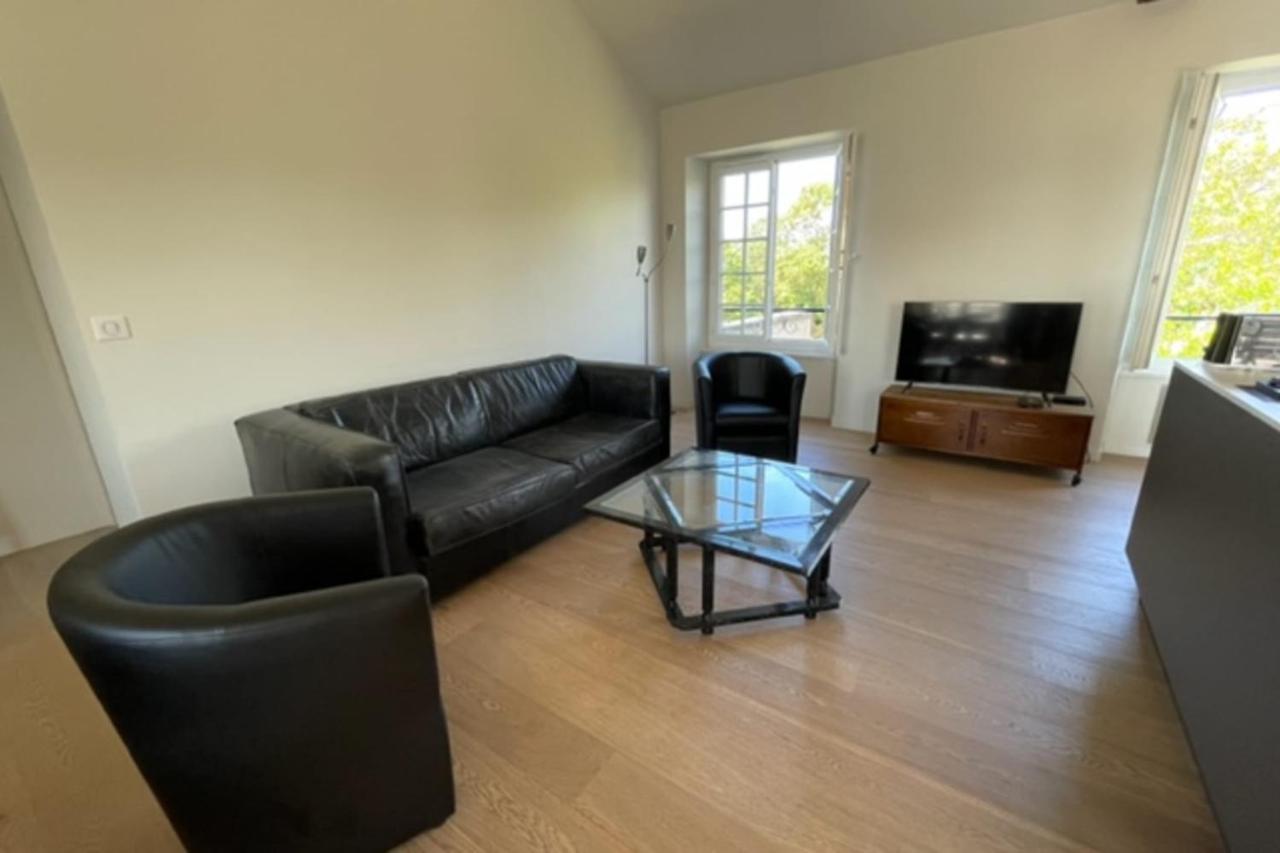 Apartment Charming 80m Near The Old Port!